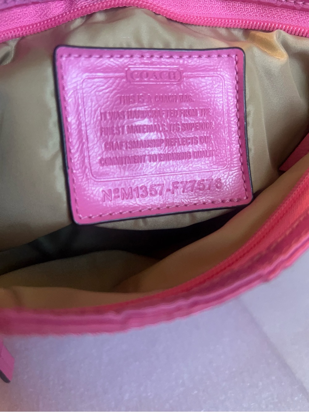 Coach Signature hot pink and gray Nylon F77576 crossbody bag - Picture 8 of 13